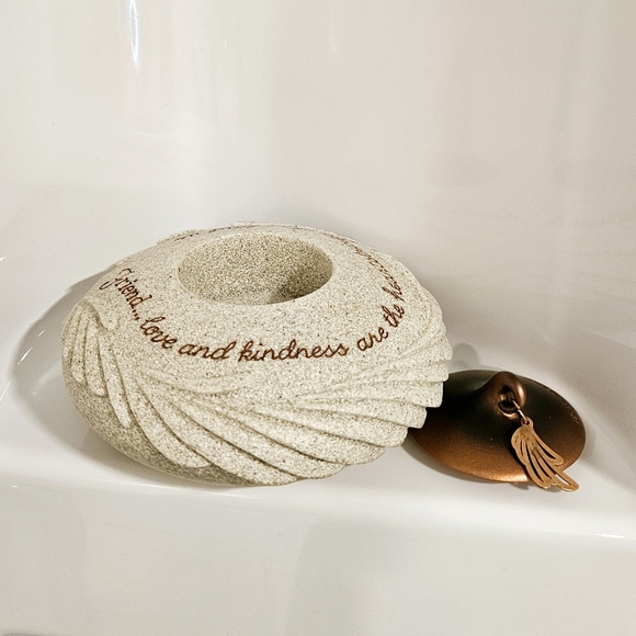 Abbey Press Friends Tealight candle holder - Picture 7 of 13